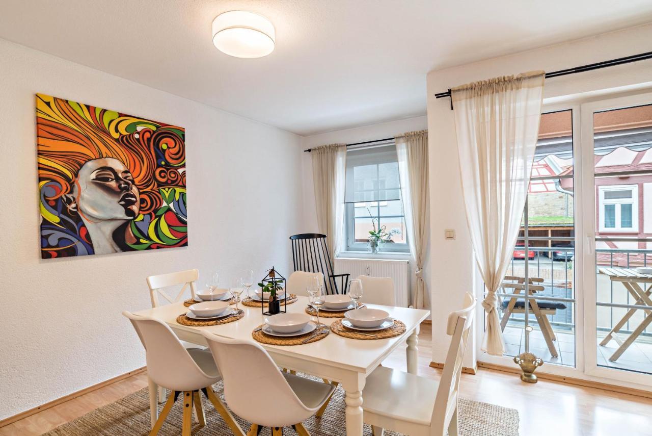 Aposto 2 Apartment